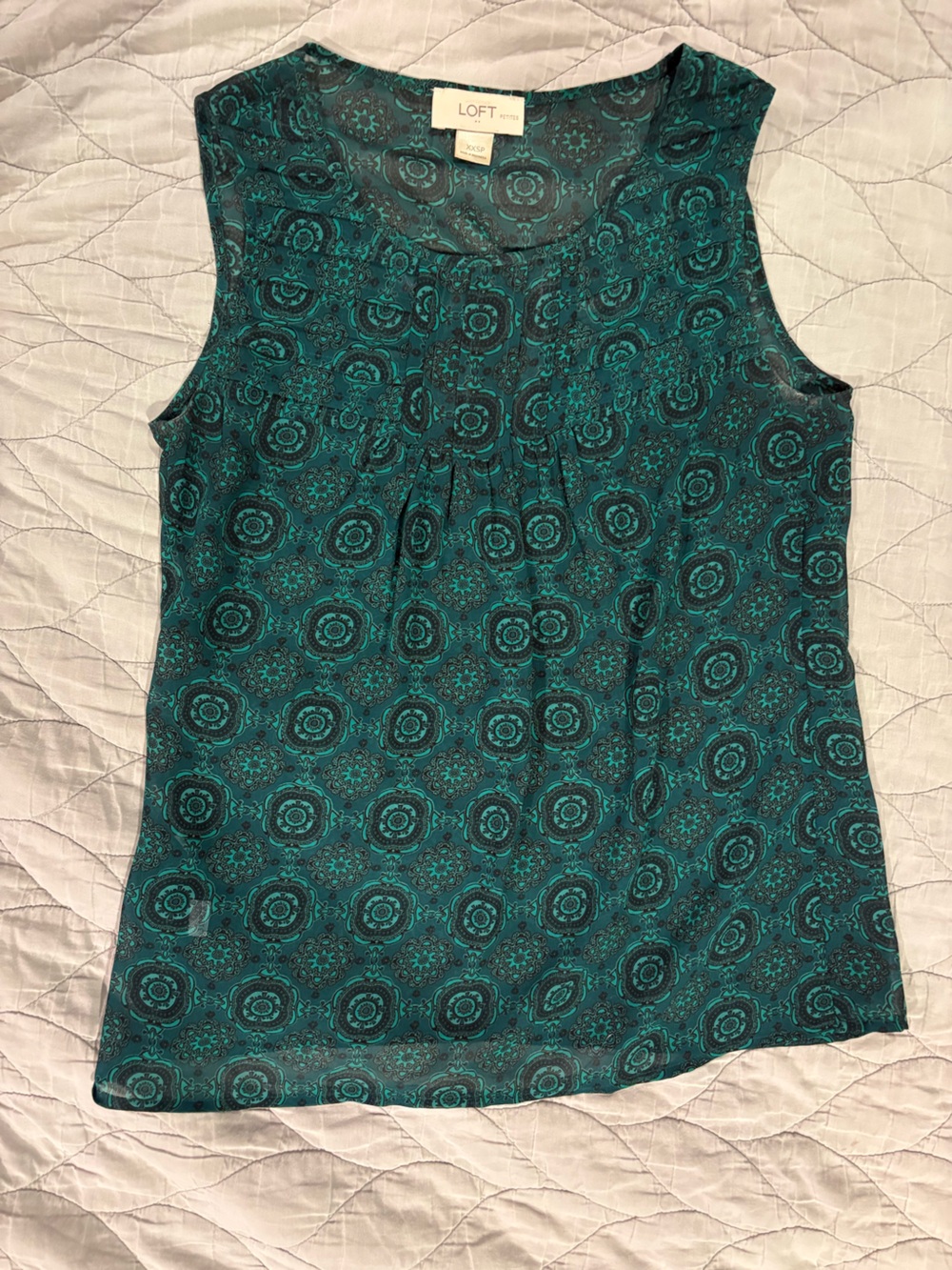LOFT Green Medallion Print Sleeveless Tank